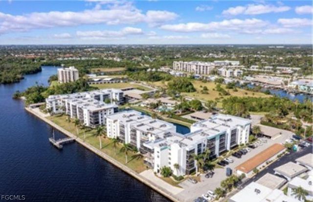 3490 N Key DR 301, North Fort Myers, FL 33903