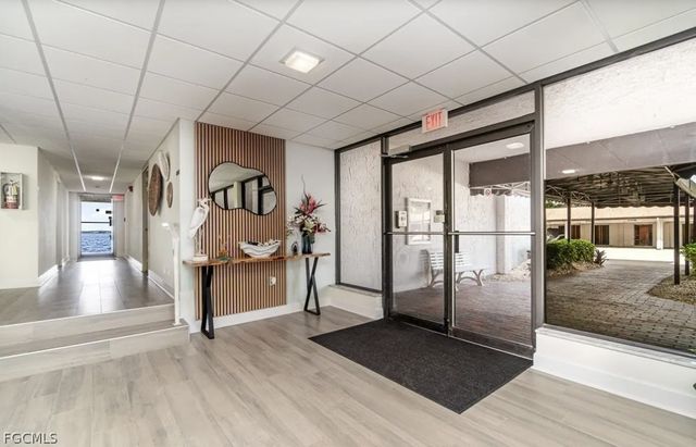 3490 N Key DR 301, North Fort Myers, FL 33903