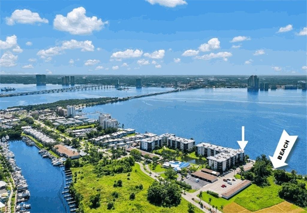 3490 N Key DR 301, North Fort Myers, FL 33903