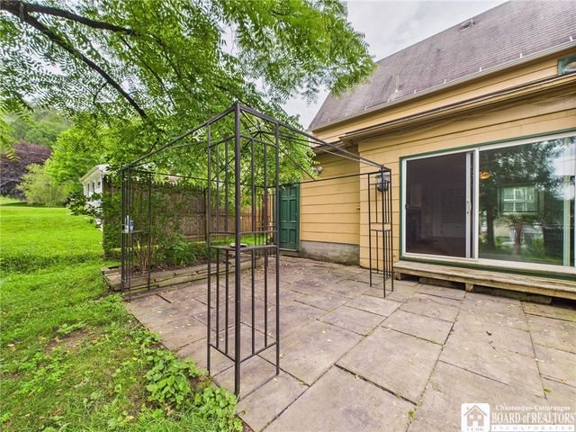 483 Vermont Street, Olean, NY 14760