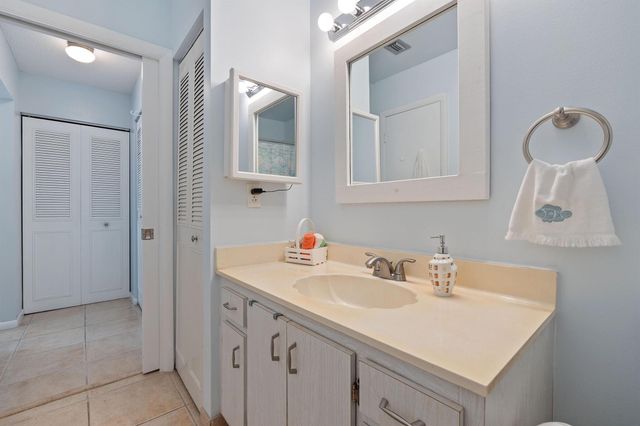 3586 La Playas Court C-2, Greenacres, FL 33463