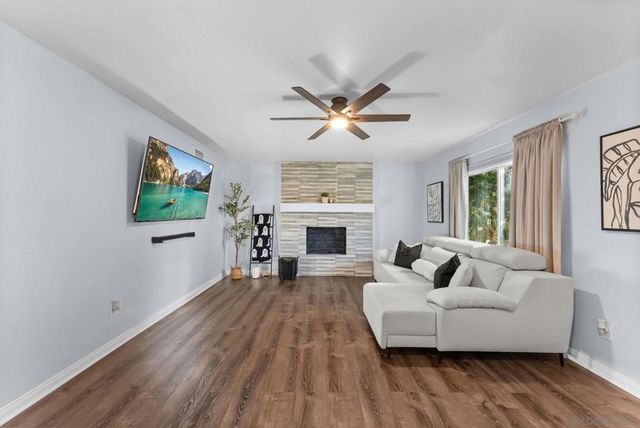 2725 C, National City, CA 91950