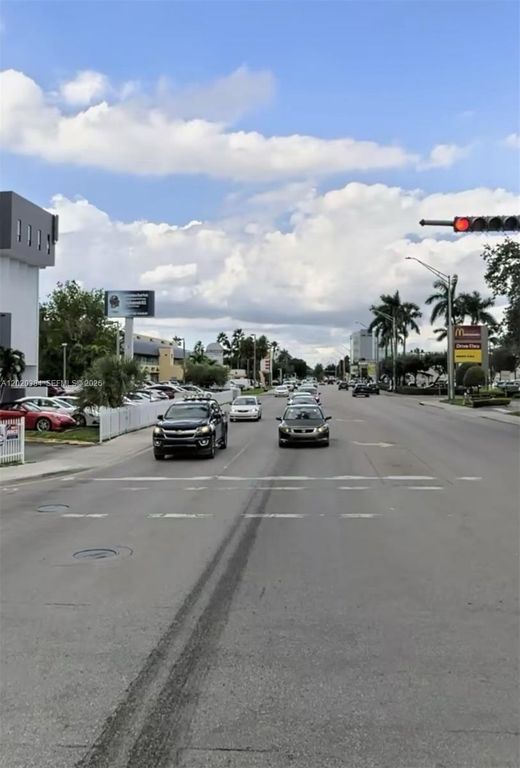 XXXX W 16th Ave, Hialeah, FL 33012