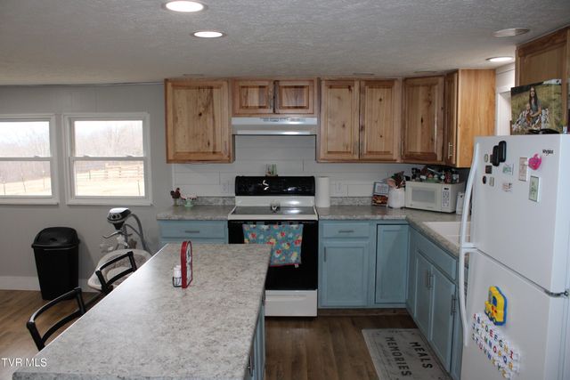 7299 Blue Sky Ln Lane, Whitesburg, TN 37891