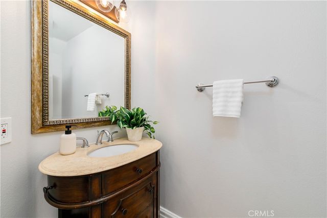 53 Washington, Irvine, CA 92606
