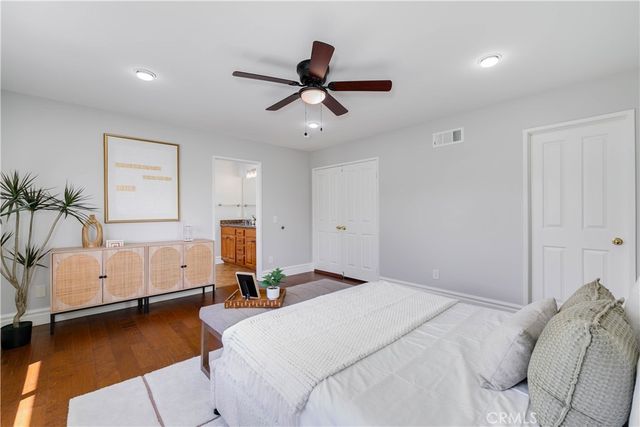 53 Washington, Irvine, CA 92606