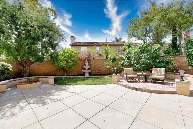 53 Washington, Irvine, CA 92606