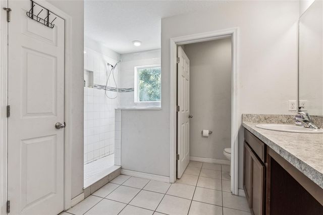 1122 ATLANTIC AVE, Fruitland Park, FL 34731
