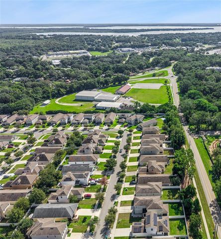 1122 ATLANTIC AVE, Fruitland Park, FL 34731