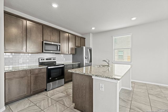 10118 Agave Azul, San Antonio, TX 78224