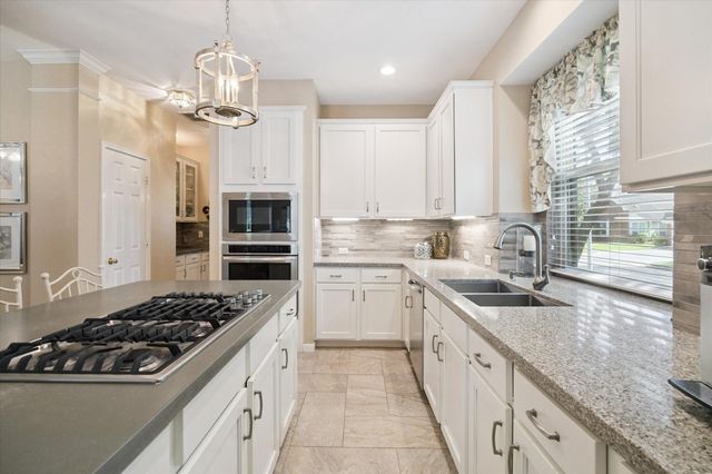 7703 Cadenza Court, Houston, TX 77040