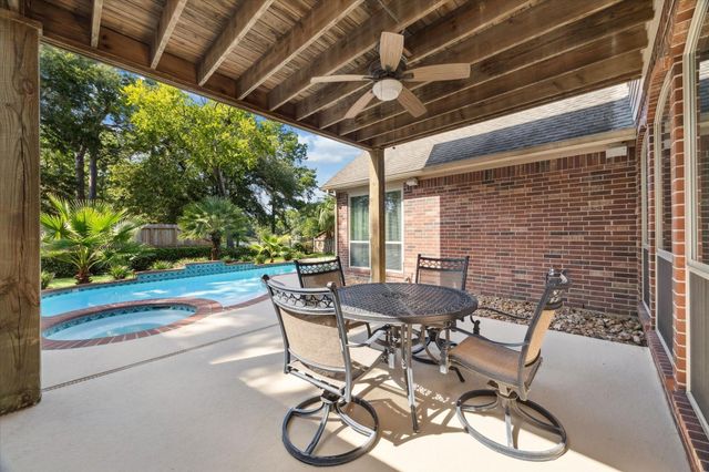 7703 Cadenza Court, Houston, TX 77040