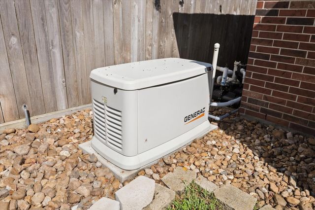 7703 Cadenza Court, Houston, TX 77040