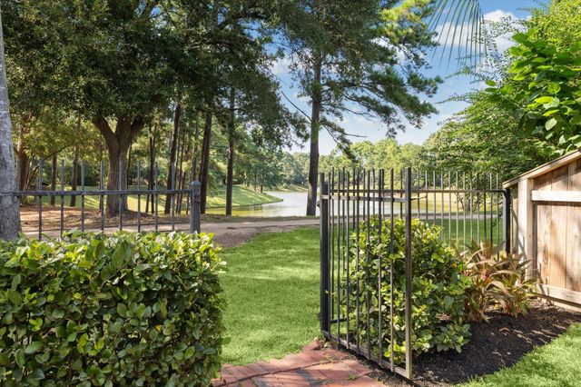 7703 Cadenza Court, Houston, TX 77040