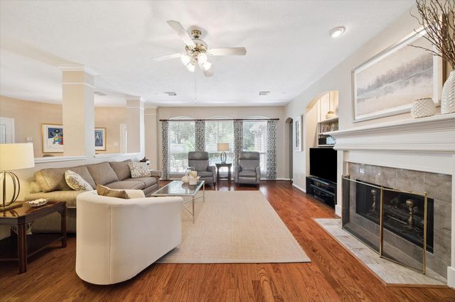 7703 Cadenza Court, Houston, TX 77040