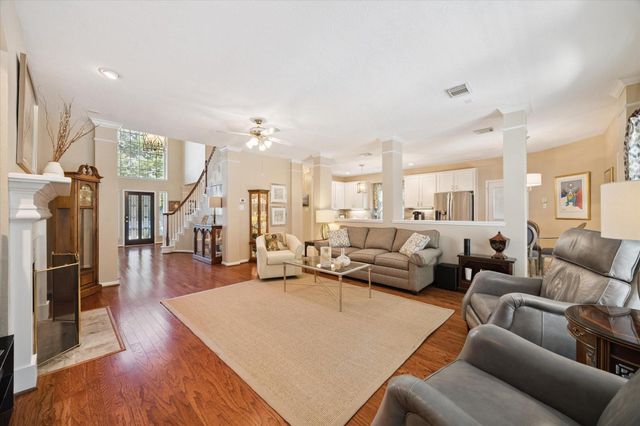 7703 Cadenza Court, Houston, TX 77040