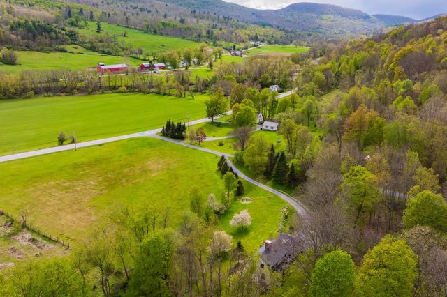 136 Fox Run Road, Arlington, VT 05250
