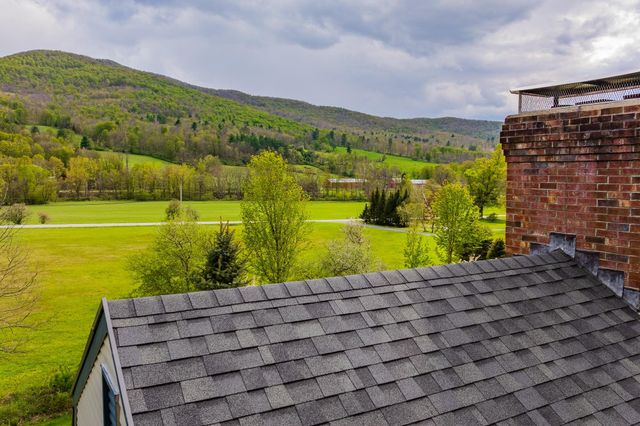 136 Fox Run Road, Arlington, VT 05250