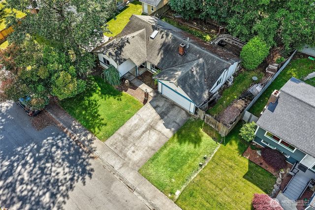 35011 27th Avenue SW, Federal Way, WA 98023