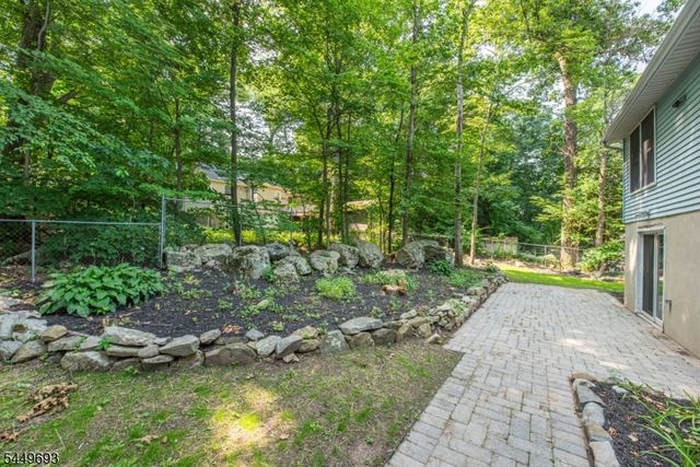 148 Papscoe Rd, West Milford Twp., NJ 07421