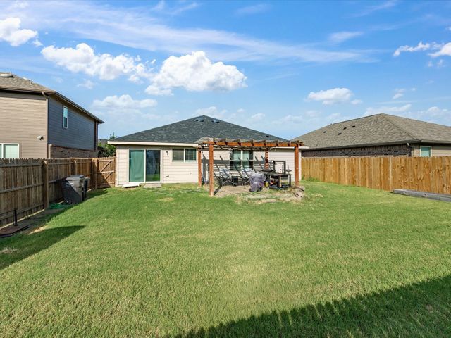 3149 Spotted Fawn Drive, Fort Worth, TX 76108