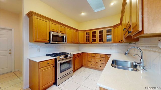 2025 N Gibson Point, Hernando, FL 34442