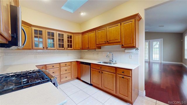 2025 N Gibson Point, Hernando, FL 34442