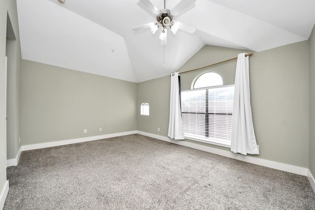 8715 Meadowcroft Drive 404, Houston, TX 77063