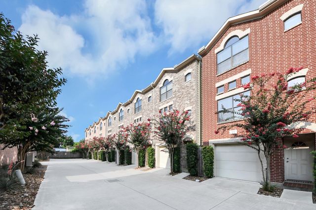 8715 Meadowcroft Drive 404, Houston, TX 77063