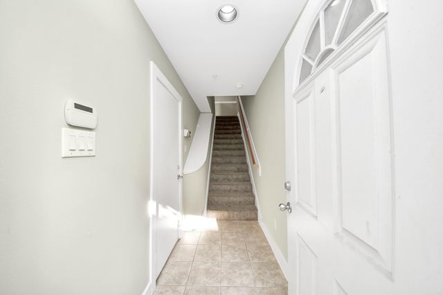 8715 Meadowcroft Drive 404, Houston, TX 77063