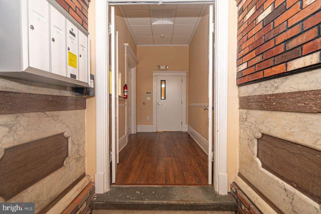 12 N CAREY ST, Baltimore, MD 21223