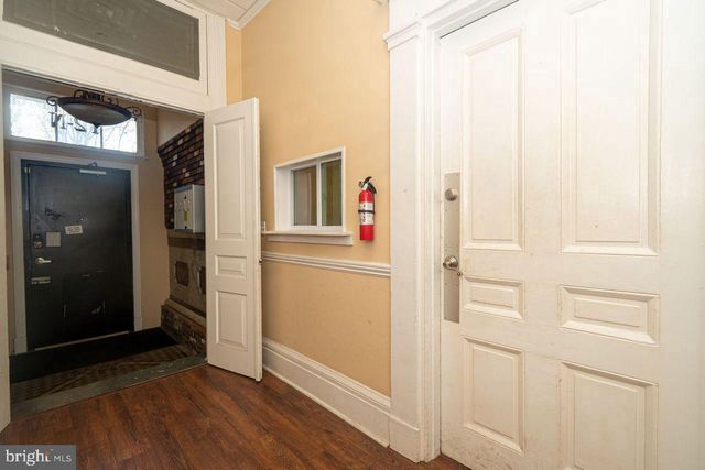 12 N CAREY ST, Baltimore, MD 21223