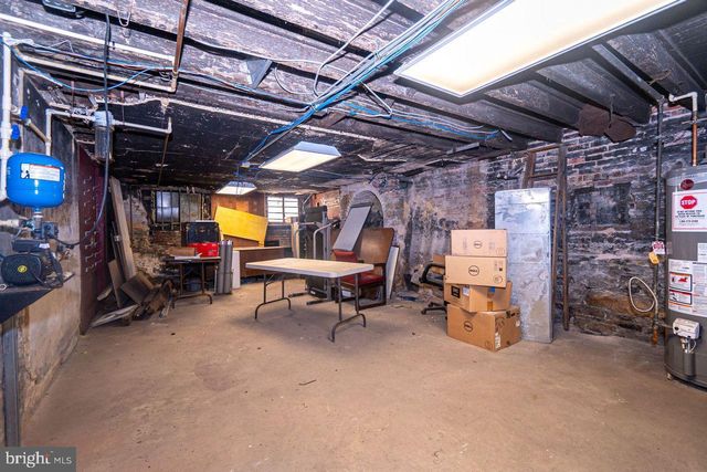 12 N CAREY ST, Baltimore, MD 21223