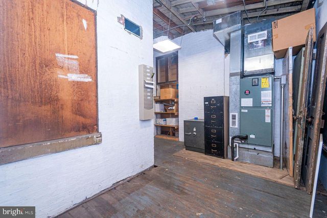 12 N CAREY ST, Baltimore, MD 21223