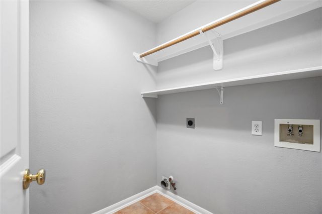 2210 Melanie Park Drive, Spring, TX 77388