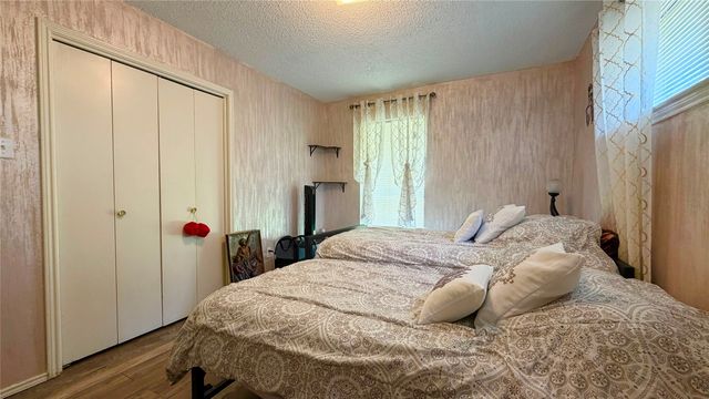 1824 Briar Run, Benbrook, TX 76126
