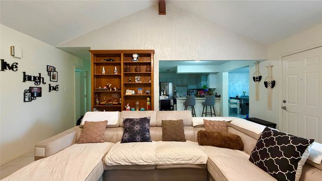 1824 Briar Run, Benbrook, TX 76126