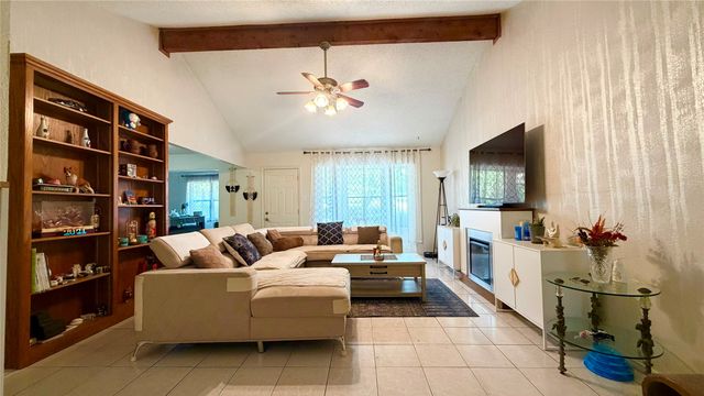 1824 Briar Run, Benbrook, TX 76126