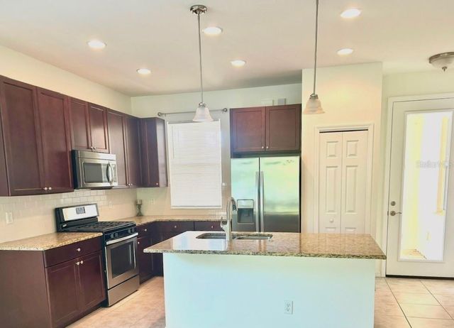 2921 TRUSTEE AVENUE, Sarasota, FL 34243