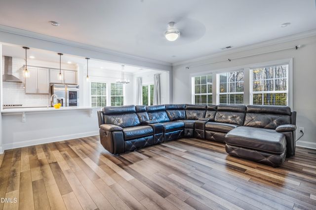 824 Kingsworth Way, Angier, NC 27501
