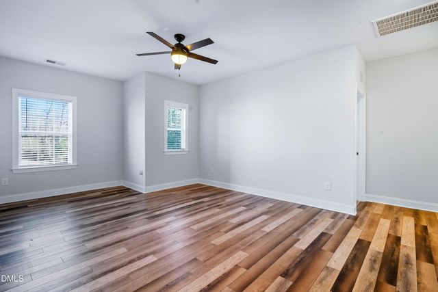 824 Kingsworth Way, Angier, NC 27501