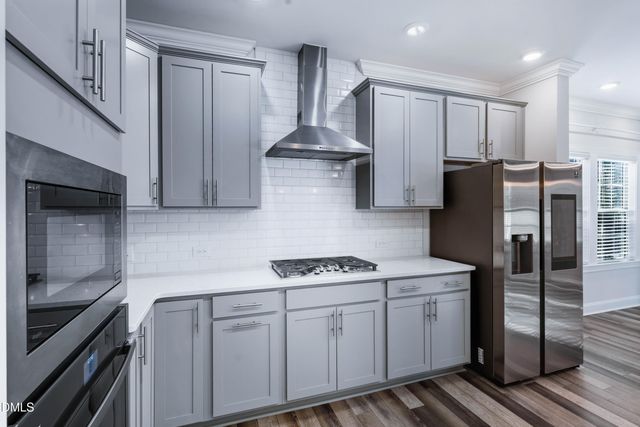 824 Kingsworth Way, Angier, NC 27501