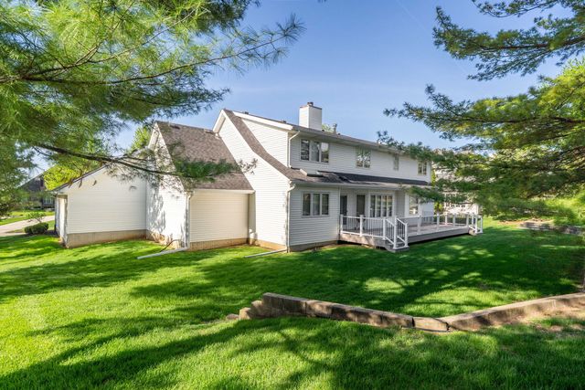 5018 Turnberry Lane, Davenport, IA 52807