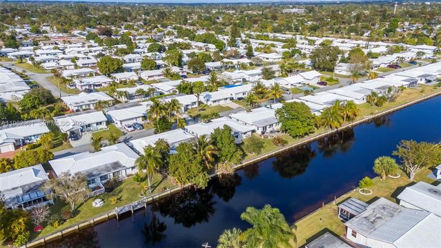 6810 NW 74th Pl, Tamarac, FL 33321