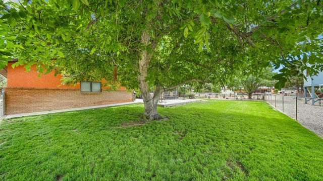 2084 Broadway, Grand Junction, CO 81507