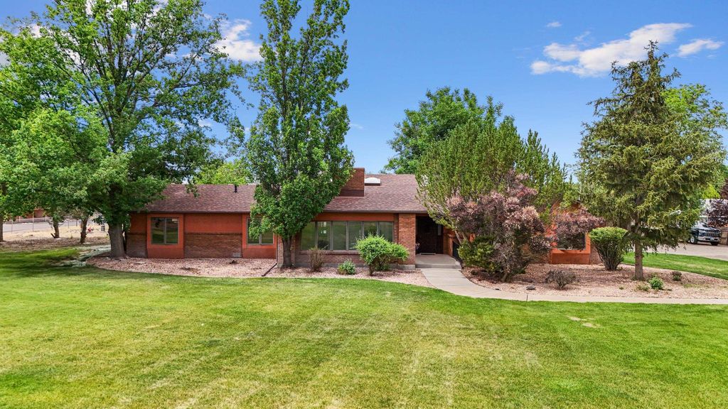 2084 Broadway, Grand Junction, CO 81507