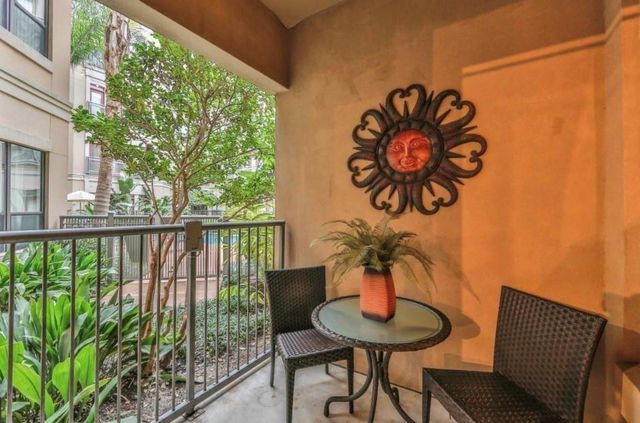 1901 Post Oak Boulevard 1406, Houston, TX 77056