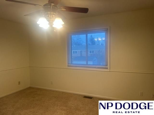 11106 V Street, Omaha, NE 68137