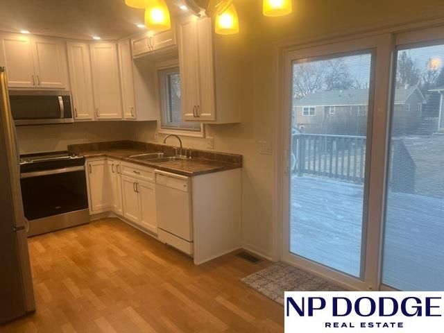 11106 V Street, Omaha, NE 68137