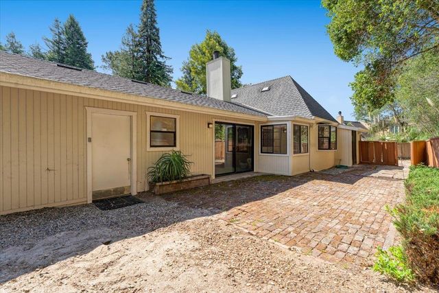 9940 Monroe Avenue, Aptos, CA 95003